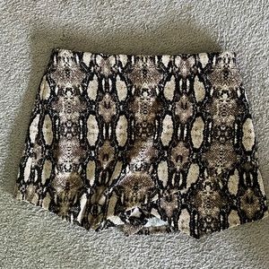 cheetah print shorts/skirt